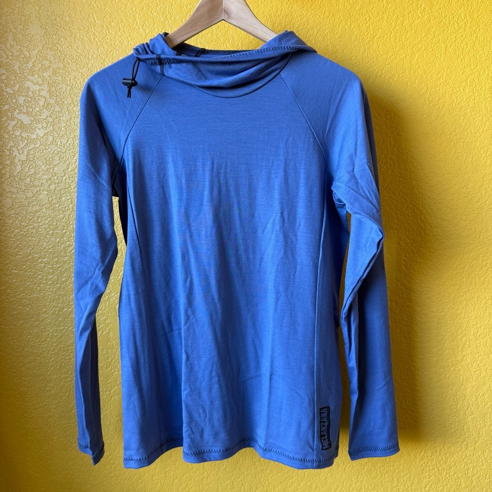 New Melanzana Merino Wool Hooded Shirt made in Colorado size small